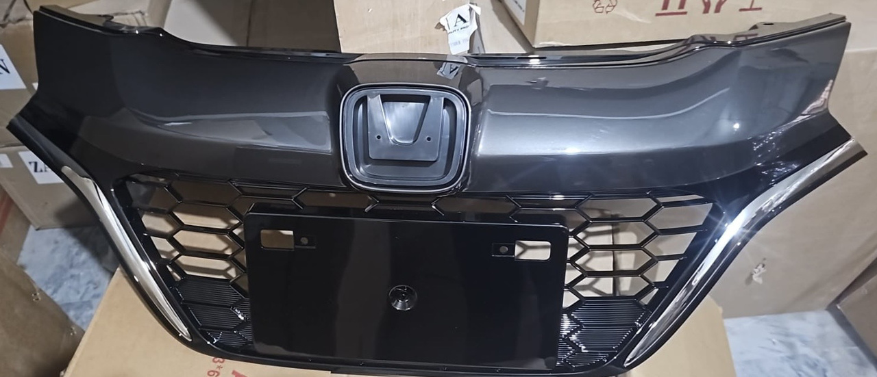 Picture of Honda Vezel 2015-18 Front Grill Chrome Design
