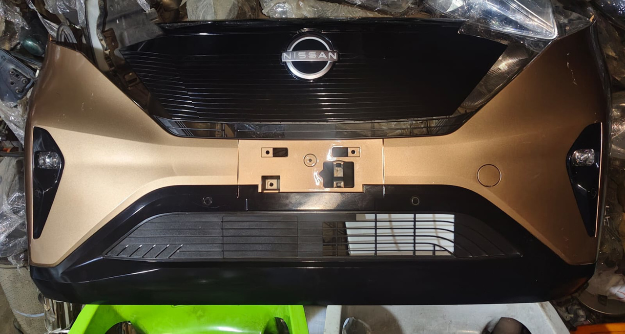 Picture of Nissan Sakura B6AW Front Bumper complete